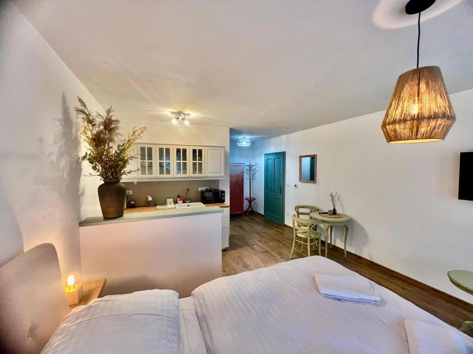 Soul Apartments Мікулов Екстер'єр фото
